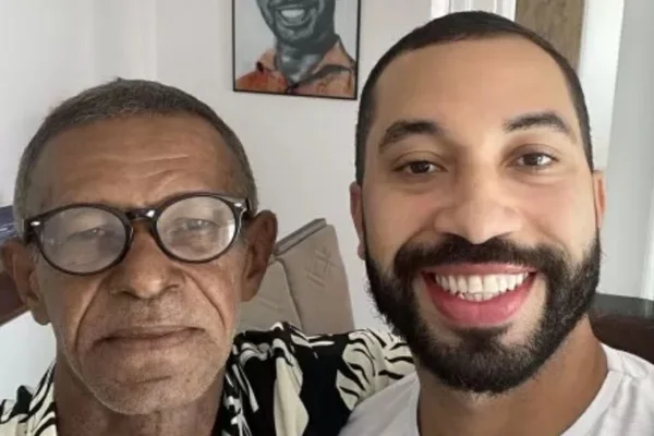 Gil do vigor reencontra o pai