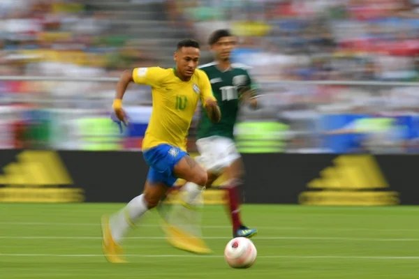 Comissão técnica vê Neymar como “esteio” em renovação da Seleção Brasileira