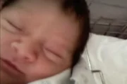 A bebê roubada na maternidade A bebê roubada na maternidade