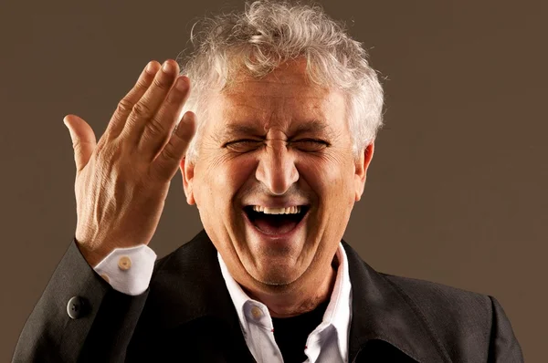 Alexandre Ribondi fala com muito humor sobre sexo aos 60 anos