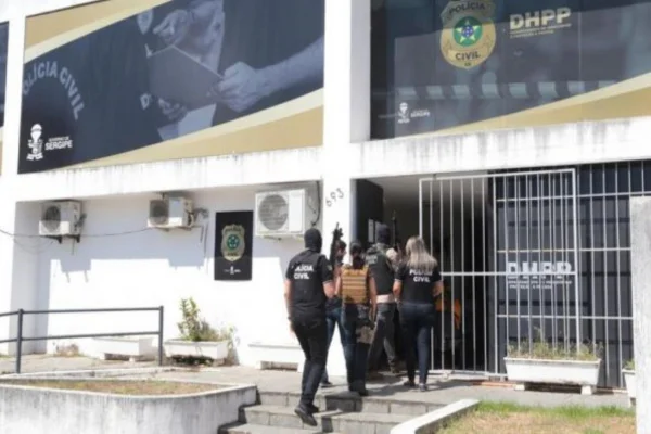Policial acusado pela morte de colega é preso após três anos de condenação