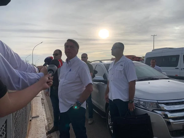 Em reunião “técnica”, Bolsonaro discutirá eleições com 40 embaixadores