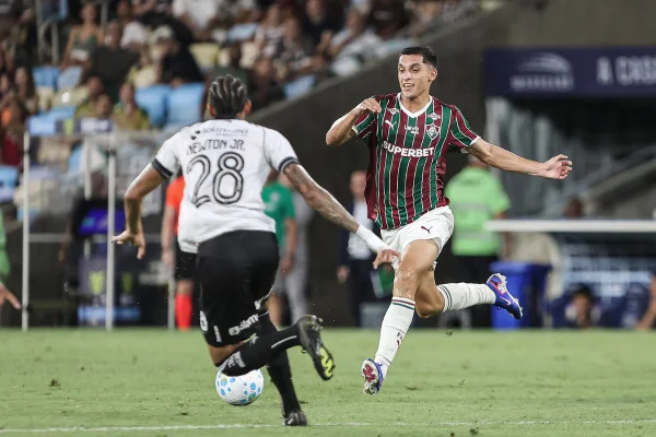 Imagem colorida da partida entre Fluminense x Botafogo