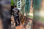 As diligências realizadas pela Polícia Federal identificaram elementos que vinculam a obra anunciada internacionalmente a uma empresa sediada no Rio de Janeiro