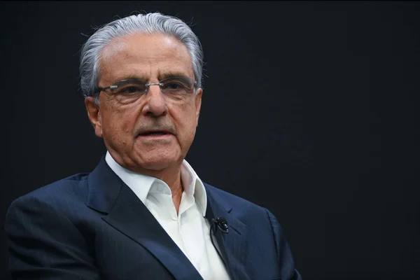 Contra Guedes, presidente da CNI defende reforma tributária ampla