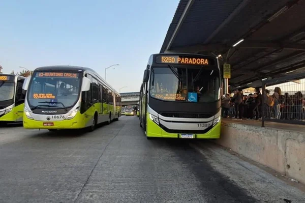 ônibus coletivo