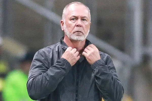Brasileirão chega ao vigésimo técnico demitido no ano; veja nomes 1 quem eram os familiares de mano menezes que morreram em acidente