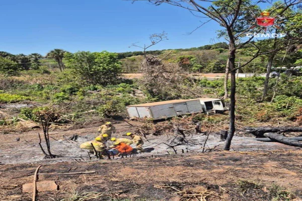 Colisão na BR-080