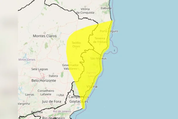 Vendaval de até 60 km/h coloca 97 cidades de Minas em alerta