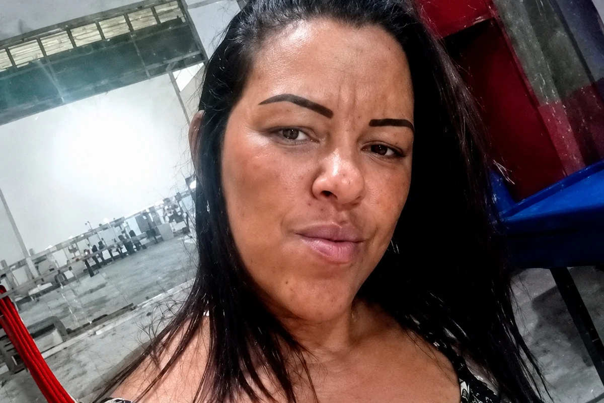 Gisele Moreira da Silva, 42 anos, amiga de Jussiara, é investigada por suspeita de participação no ataque Gisele Moreira da Silva, 42 anos, amiga de Jussiara, é investigada por suspeita de participação no ataque