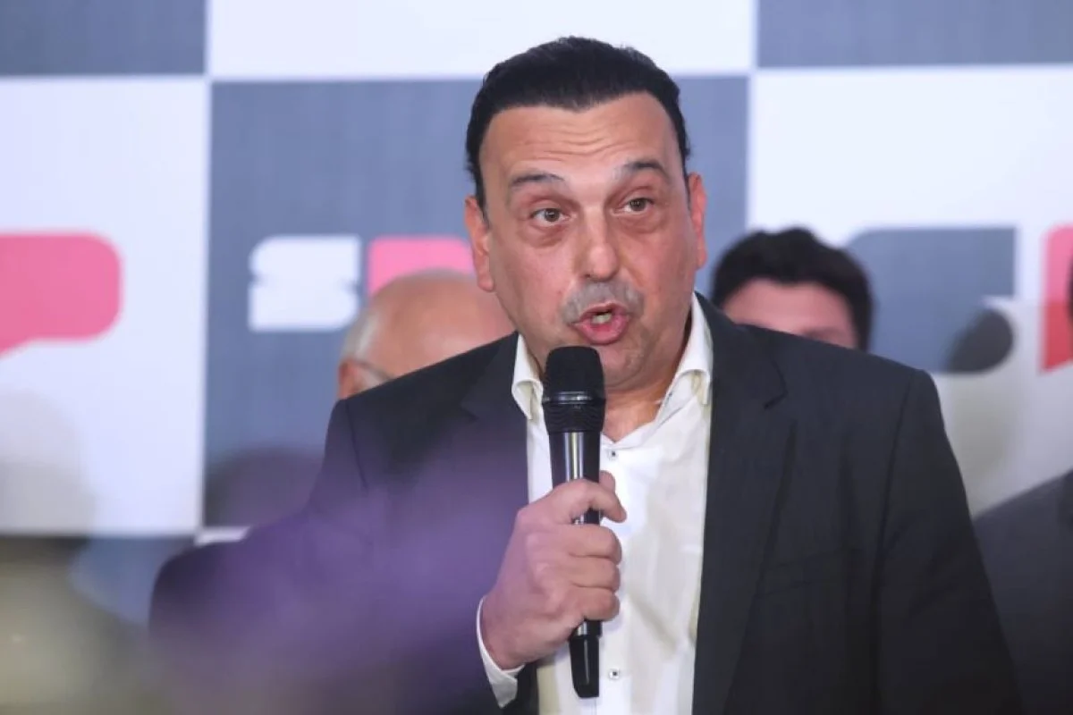Offshore liga vice de Tarcísio a empresa com contratos milionários em prefeituras