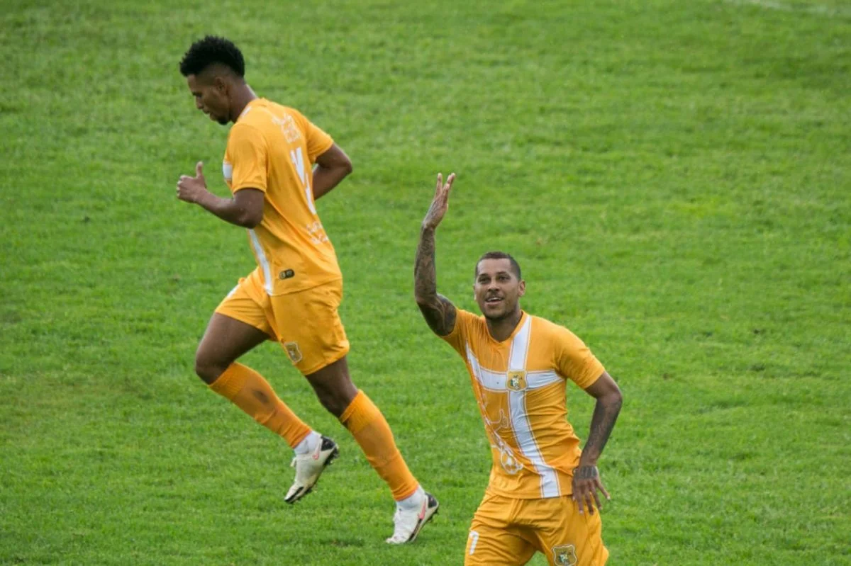 De virada, Brasiliense vence e avança às semifinais da Copa Verde - imagem 2 De virada, Brasiliense vence e avança às semifinais da Copa Verde - imagem 2