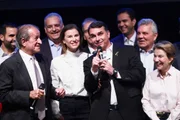 Flávio Bolsonaro (PL) anuncia vice na chapa presidencial