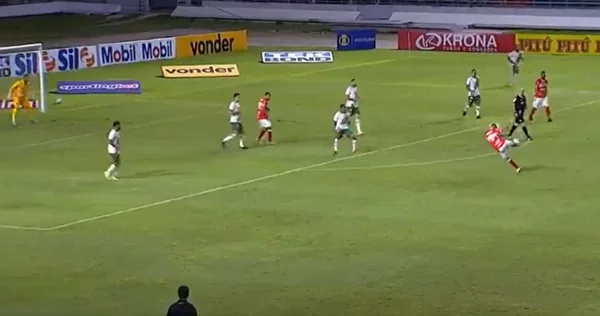 Anselmo Ramon marca golaço pelo CRB