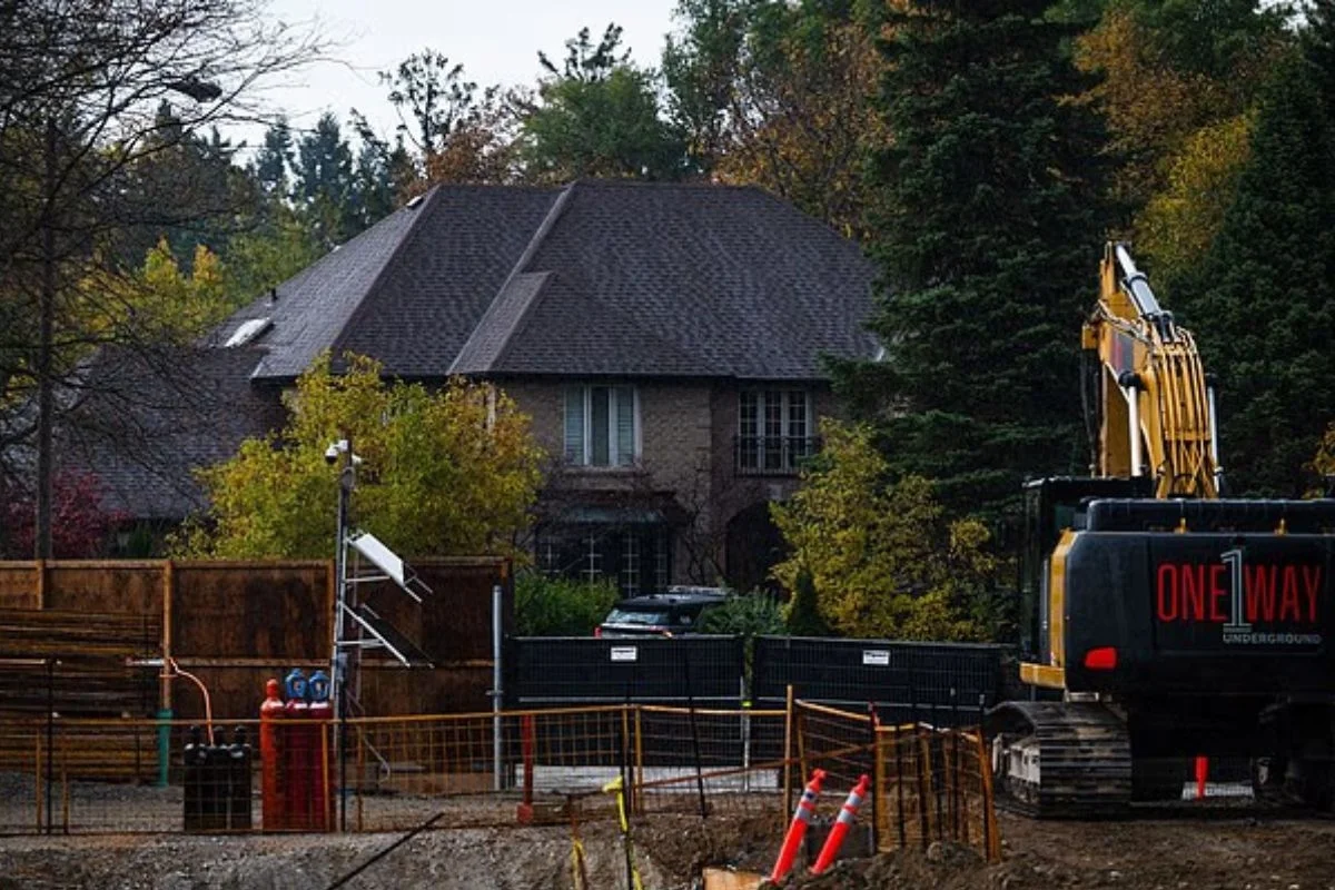Invasão casa no Canadá Invasão casa no Canadá