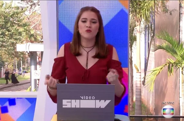Vídeo Show: Sophia Abrahão constrange Ana Clara ao lembrar de chifre