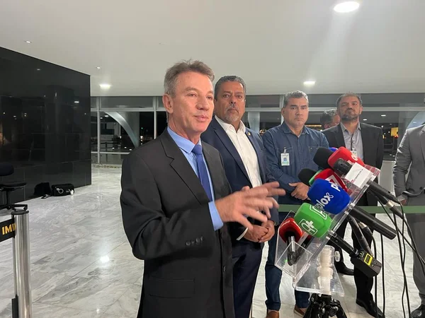 Roraima: em meio a crise humanitária, governador se reúne com ministro
