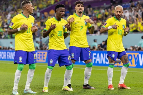 Brasil chega pela oitava vez consecutiva às quartas de final em Copas