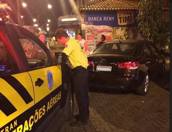 Carro apreendido pelo Detran-DF tem R$ 21 mil em multas