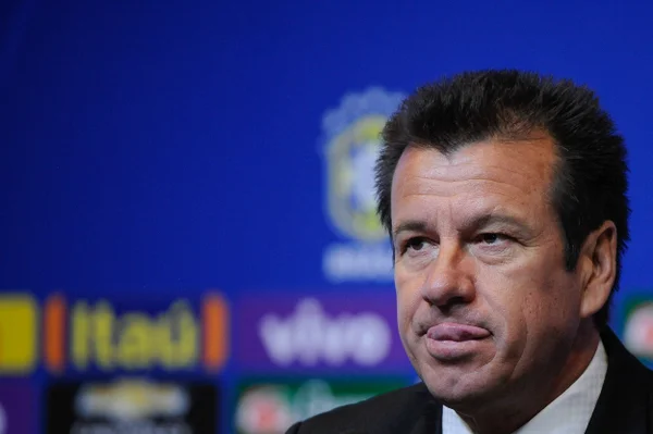 Del Nero marca reunião com Dunga e deve demitir o técnico nesta terça