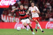 Flamengo é o líder do Campeonato Brasileiro. Flamengo é o líder do Campeonato Brasileiro.