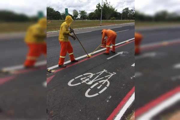Ciclistas reclamam da retirada de ciclofaixa em rodovia do Lago Norte