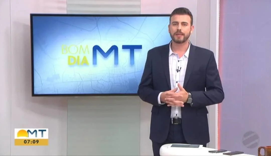 Ele estava no cargo há dois meses Ele estava no cargo há dois meses