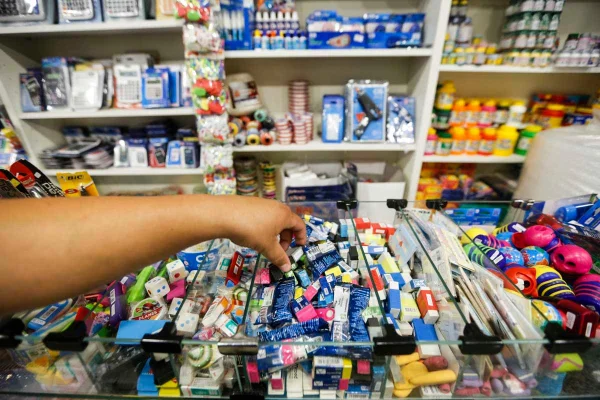 Mesmo com aulas remotas, preço da lista do material escolar sobe 9% no DF