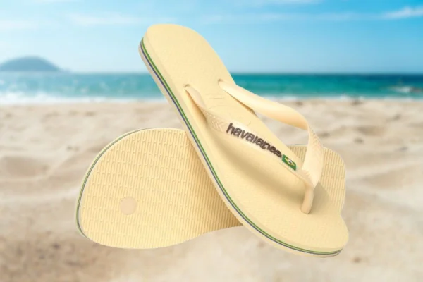 Chinelo encardido da havaianas - Metrópoles