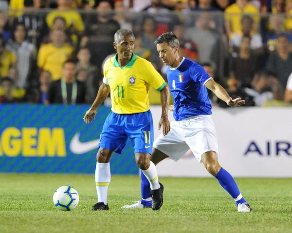 Itália bate o Brasil em reencontro entre jogadores da final de 94