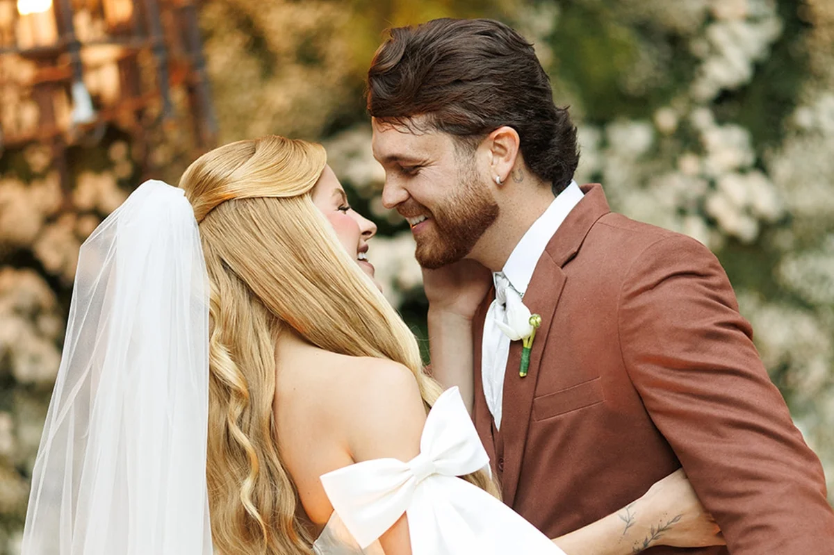 Gustavo Tubarão e Jade Sales se casaram em Minas Gerais Gustavo Tubarão e Jade Sales se casaram em Minas Gerais