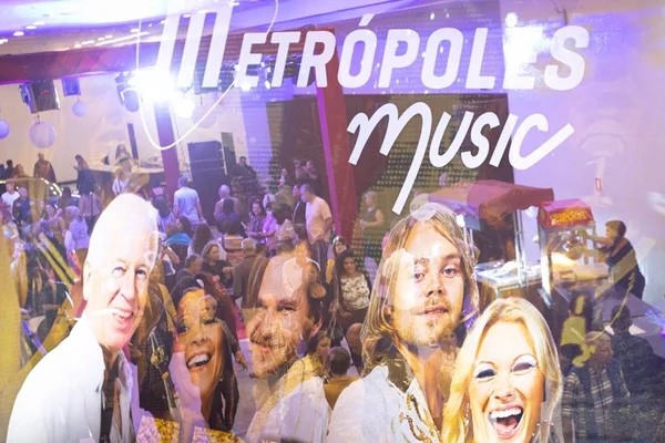 ABBA The Show: fãs chegam para o superespetáculo em Brasília