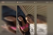Stories com uma amiga Stories com uma amiga