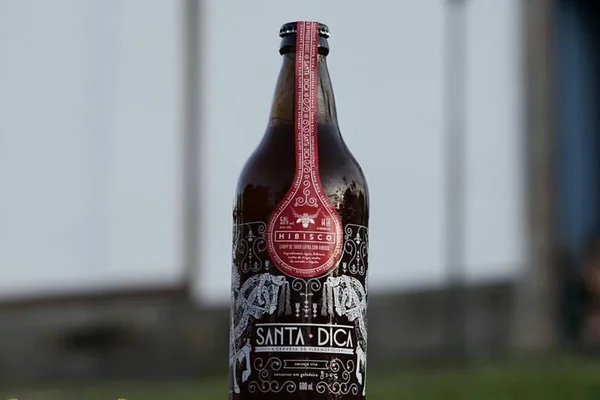 Santa Dica: cervejaria de Pirenópolis homenageia Dona Dica