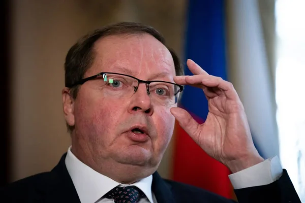 Andrei Kelin embaixador da Rússia no Reino Unido