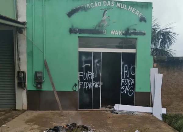 Garimpeiros depredam associação de mulheres indígenas no Pará