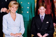 A princesa Diana com o primogênito, o príncipe William, marido de Kate Middleton