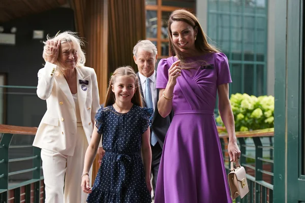 Kate Midletton e princesa Charlotte - Metrópoles