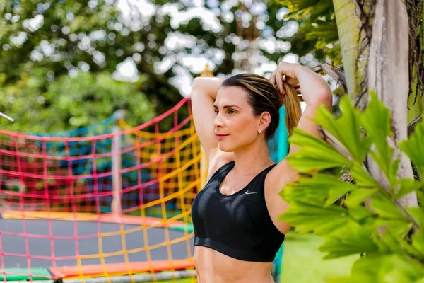 Rafaela Stuckert mostra como venceu a ansiedade e mantém corpo magro