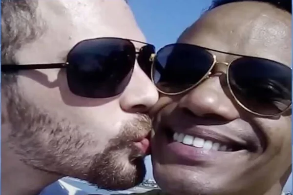 Casal gay é assassinado em frente a dois filhos de um deles
