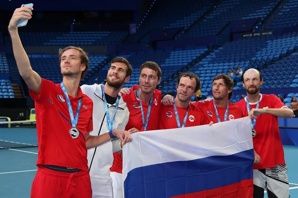 Rússia e Grã-Bretanha garantem vaga nas quartas da ATP Cup