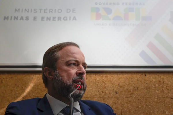 Governo antecipa aumento da mistura do biodiesel no óleo diesel