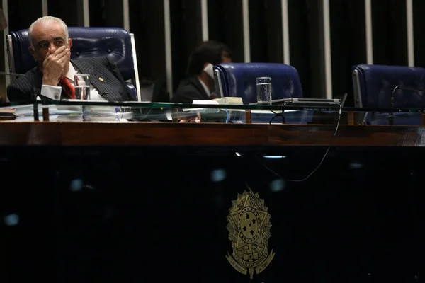 Foragido, presidente do PR aliado de Garotinho pede habeas corpus