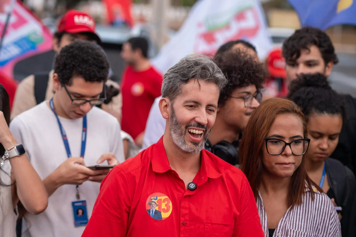 Ato do Comitê em apoio à candidatura do presidente Luiz Inácio Lula da Silva, com a presença da primeira-dama Janja Lula da Silva e o candidado ao GDF Leandro Grass Metropoles Ato do Comitê em apoio à candidatura do presidente Luiz Inácio Lula da Silva, com a presença da primeira-dama Janja Lula da Silva e o candidado ao GDF Leandro Grass Metropoles