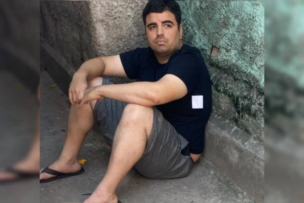 Quem é o homem que esquartejou amigo e guardou na geladeira