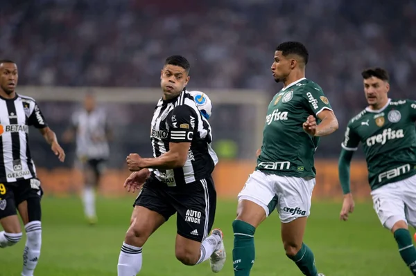 Atlético-MG e Palmeiras em disputa na Copa Libertadores - Metrópoles