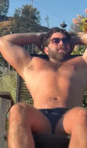 “Lula urso musculoso”: sósia do presidente faz sucesso no Onlyfans - imagem 5 “Lula urso musculoso”: sósia do presidente faz sucesso no Onlyfans - imagem 5