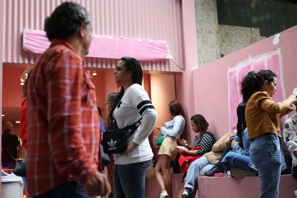 La Putaria e a proibição de crepe de pepecas e pirocas