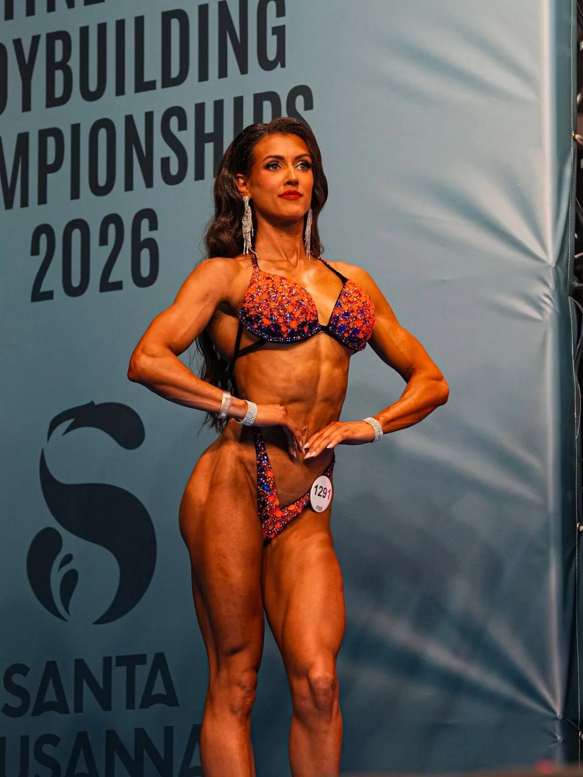 Tatiana durante competição de fisiculturismo Tatiana durante competição de fisiculturismo