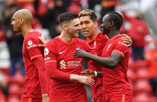 Liverpool garante vaga na Champions